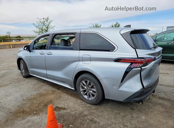 5TDKSKFC1MS003735 2021 TOYOTA SIENNA Silver Trasero izquierdo