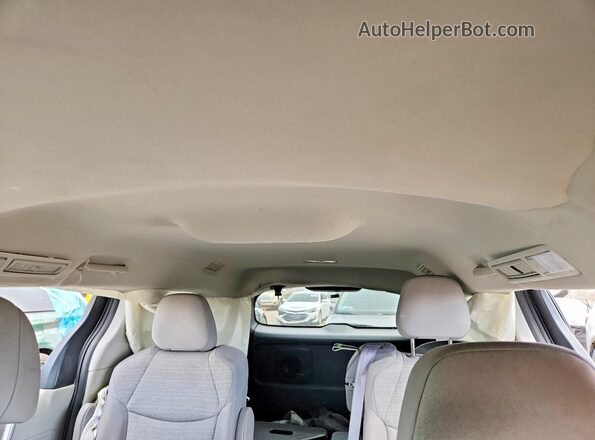 5TDKSKFC1MS003735 2021 TOYOTA SIENNA Silver Vista de los asientos traseros