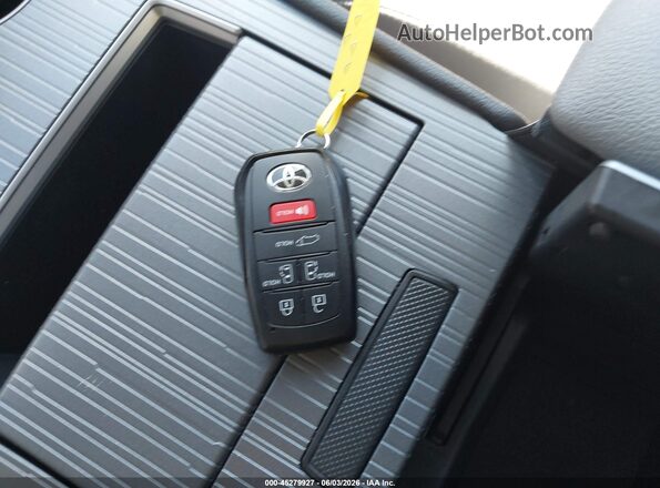 5TDKSKFC3TS247143 2026 TOYOTA SIENNA Gray Vista del salpicadero