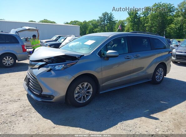 5TDKSKFC3TS247143 2026 TOYOTA SIENNA Gray Vista tres cuartos delantera izquierda