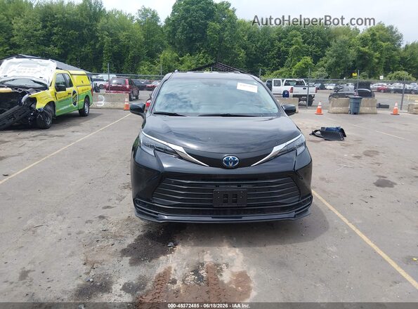 5TDKSKFC4SS210682 2025 TOYOTA SIENNA Black Սալոնի հետևի տեսք