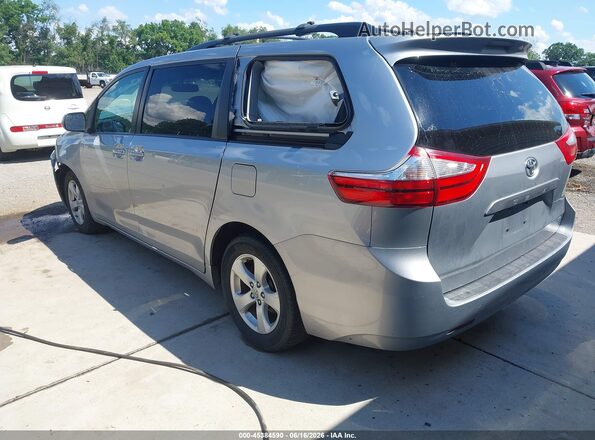 5TDKZ3DC0HS810404 2017 TOYOTA SIENNA Silver უკანა მარცხენა