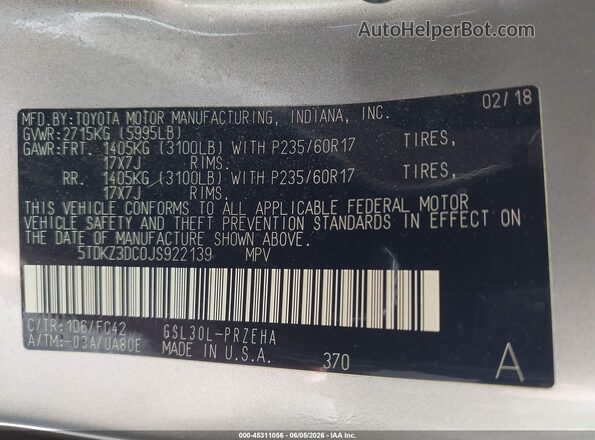 5TDKZ3DC0JS922139 2018 TOYOTA SIENNA Silver Widok komory silnika