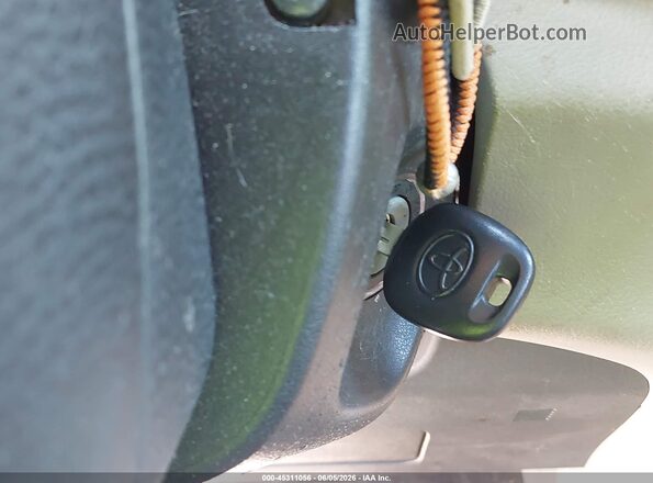 5TDKZ3DC0JS922139 2018 TOYOTA SIENNA Silver Widok deski rozdzielczej