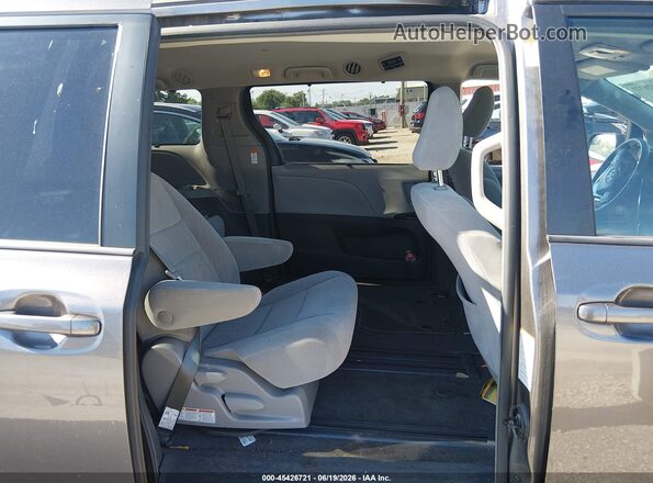 5TDKZ3DC0JS922805 2018 TOYOTA SIENNA Серый Вид наклейки с VIN-кодом