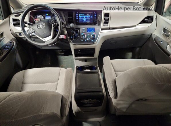 5TDKZ3DC1HS870840 2017 TOYOTA SIENNA Silver Առջևի վահանակի տեսք