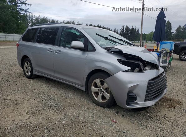 5TDKZ3DC1JS904751 2018 TOYOTA SIENNA Silver 