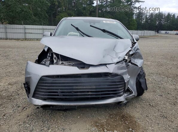 5TDKZ3DC1JS904751 2018 TOYOTA SIENNA Silver 