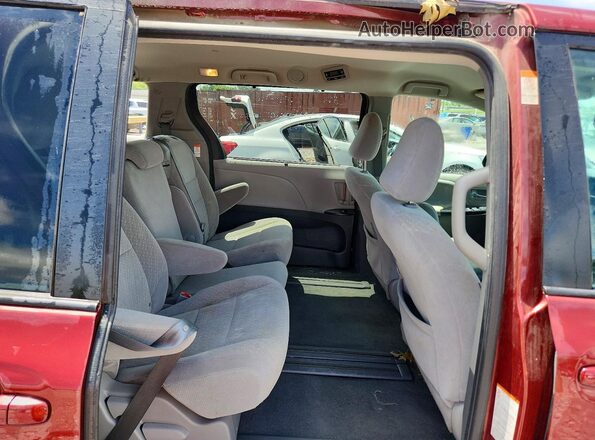 5TDKZ3DC1LS033658 2020 TOYOTA SIENNA Red Вид задньої частини салону