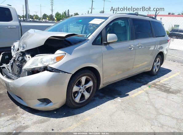 5TDKZ3DC2HS841184 2017 TOYOTA SIENNA Gray Front left