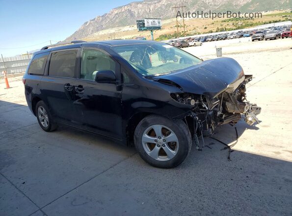 5TDKZ3DC2JS917797 2018 TOYOTA SIENNA Black Front right