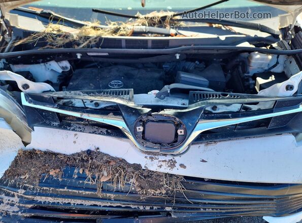 5TDKZ3DC2JS963677 2018 TOYOTA SIENNA White Вид підкапотного простору