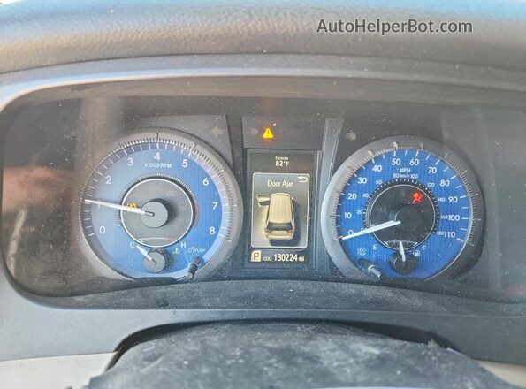 5TDKZ3DC2JS963677 2018 TOYOTA SIENNA White Вид щитка приладів