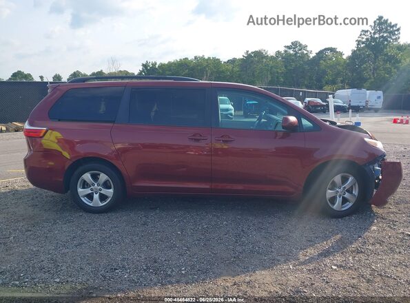 5TDKZ3DC3HS826905 2017 TOYOTA SIENNA Red Widok wnętrza 360 stopni