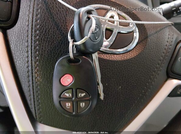 5TDKZ3DC3LS052132 2020 TOYOTA SIENNA Black Dashboard view