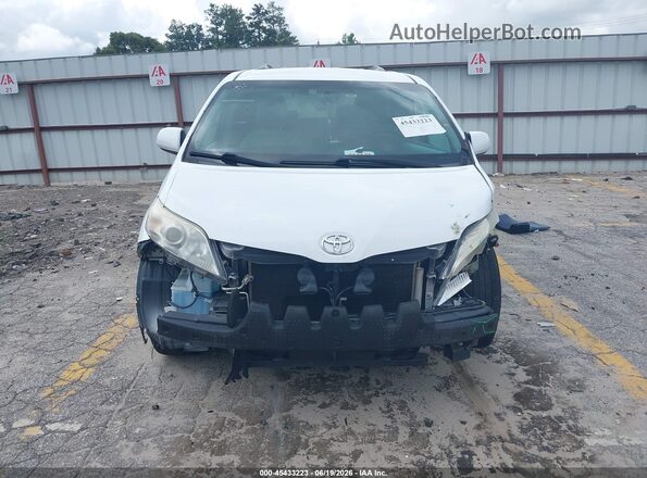 5TDKZ3DC5HS827649 2017 TOYOTA SIENNA White Вид щитка приладів