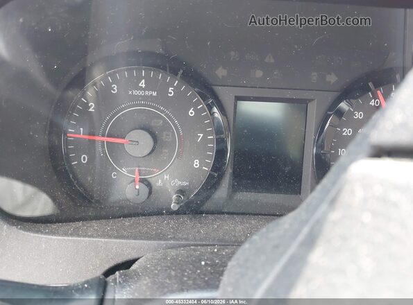 5TDKZ3DC6HS773309 2017 TOYOTA SIENNA Silver Vista de los asientos traseros