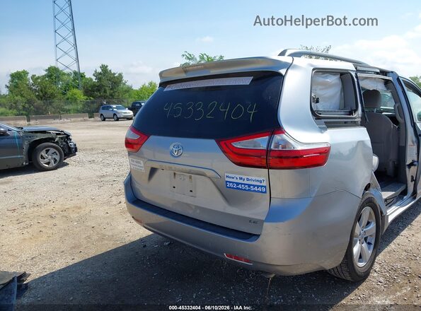 5TDKZ3DC6HS773309 2017 TOYOTA SIENNA Silver 