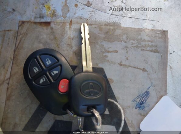 5TDKZ3DC6HS809760 2017 TOYOTA SIENNA Black Вид панелі приладів