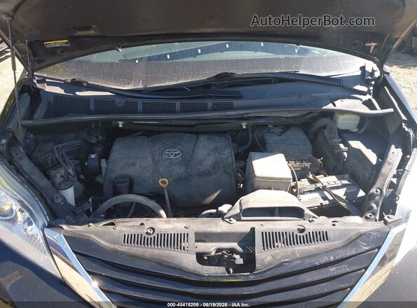 5TDKZ3DC6HS809760 2017 TOYOTA SIENNA Black Вид ззаду