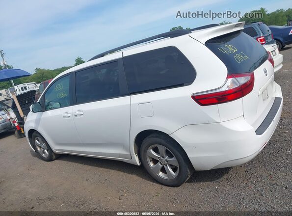 5TDKZ3DC6HS836439 2017 TOYOTA SIENNA White 360 interior view