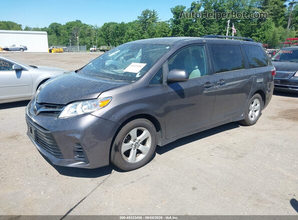 5TDKZ3DC6JS921285 2018 TOYOTA SIENNA Gray Передня ліва чверть