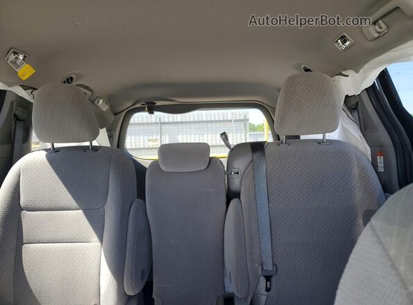 5TDKZ3DC6LS032960 2020 TOYOTA SIENNA Silver უკანა სავარძლების ხედი