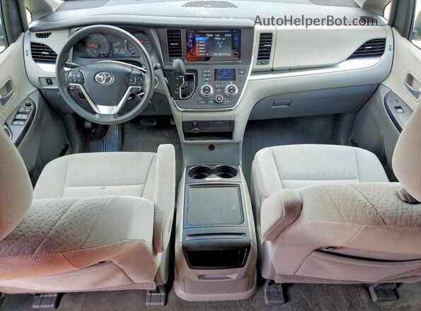 5TDKZ3DC7HS767356 2017 TOYOTA SIENNA Blue Dashboard view