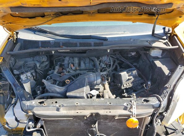 5TDKZ3DC7HS886962 2017 TOYOTA SIENNA Yellow 