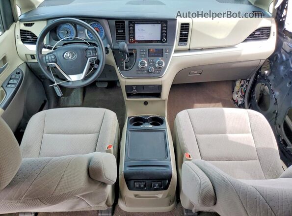 5TDKZ3DC7KS970495 2019 TOYOTA SIENNA Синий Вид панели приборов
