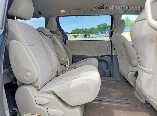 5TDKZ3DC7KS970495 2019 TOYOTA SIENNA Синий Вид задней части салона