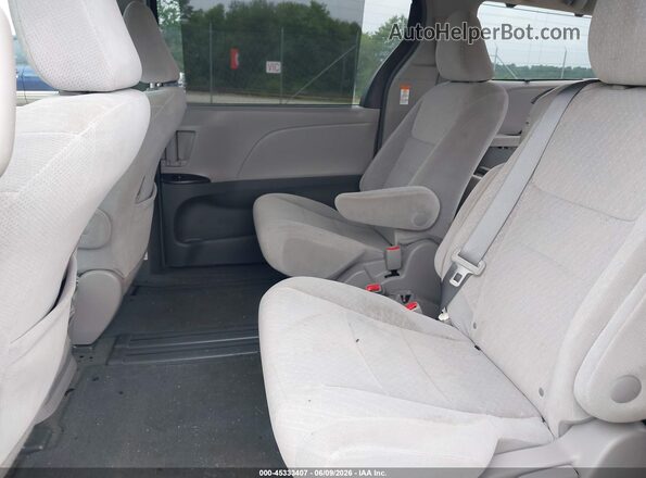 5TDKZ3DC8HS771707 2017 TOYOTA SIENNA Silver Vista de la etiqueta del VIN