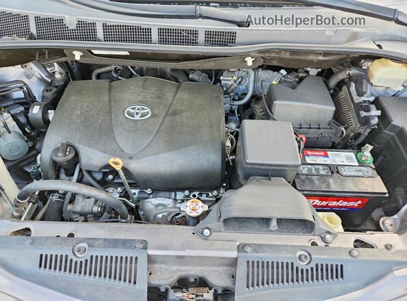 5TDKZ3DC8HS841903 2017 TOYOTA SIENNA Gray ძრავის განყოფილების ხედი