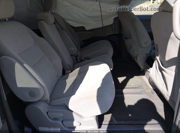 5TDKZ3DC8HS844820 2017 TOYOTA SIENNA Серебряный Вид наклейки с VIN-кодом