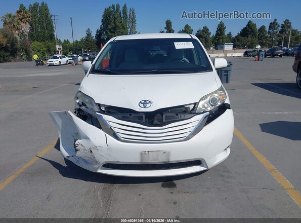 5TDKZ3DC9HS768735 2017 TOYOTA SIENNA White Instrument cluster view