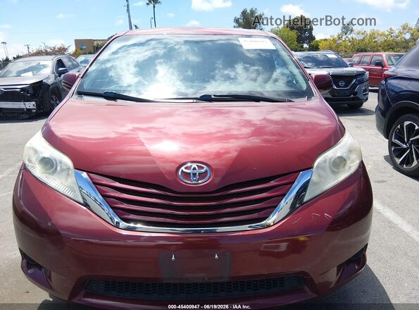 5TDKZ3DC9HS880533 2017 TOYOTA SIENNA Бордовый Вид щитка приборов