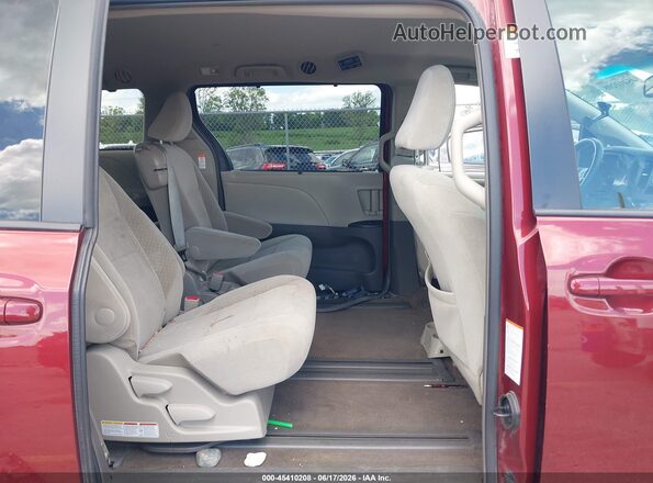 5TDKZ3DCXHS813469 2017 TOYOTA SIENNA Red Widok naklejki z numerem VIN