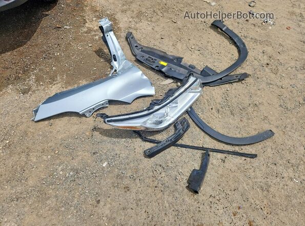 5TDKZRFH0HS514228 2017 TOYOTA HIGHLANDER Серебряный 