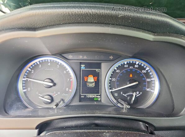 5TDKZRFH0HS514228 2017 TOYOTA HIGHLANDER Серебряный 