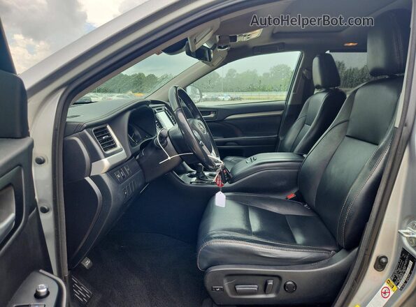 5TDKZRFH0HS514228 2017 TOYOTA HIGHLANDER Серебряный 