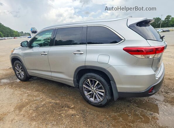 5TDKZRFH0HS514228 2017 TOYOTA HIGHLANDER Серебряный 