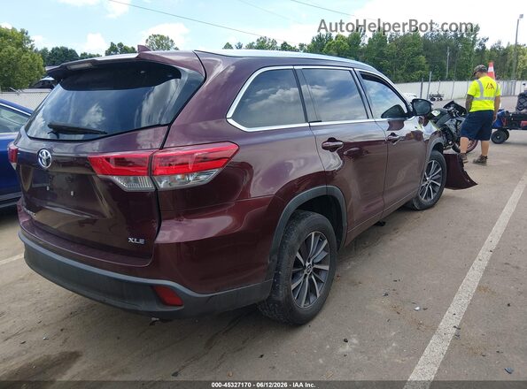 5TDKZRFH0JS263040 2018 TOYOTA HIGHLANDER Maroon Trasero derecho