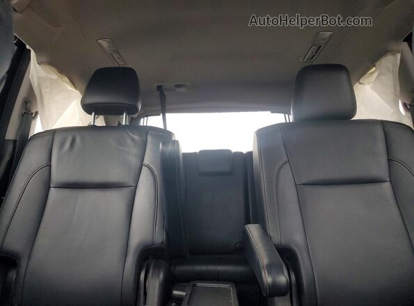 5TDKZRFH0JS532752 2018 TOYOTA HIGHLANDER Gray Հետևի նստատեղերի տեսք