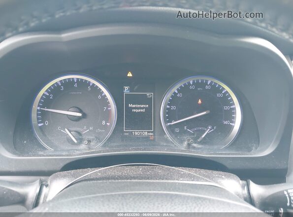 5TDKZRFH0JS539085 2018 TOYOTA HIGHLANDER White Widok tylnych siedzeń
