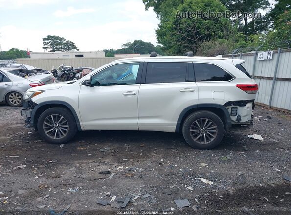 5TDKZRFH0JS539085 2018 TOYOTA HIGHLANDER White Widok wnętrza 360 stopni