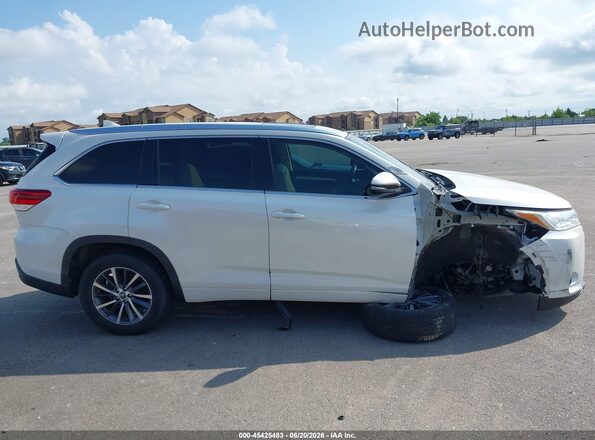 5TDKZRFH1JS544201 2018 TOYOTA HIGHLANDER White Vista interior de 360 grados