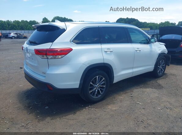 5TDKZRFH2JS536382 2018 TOYOTA HIGHLANDER White Rear right