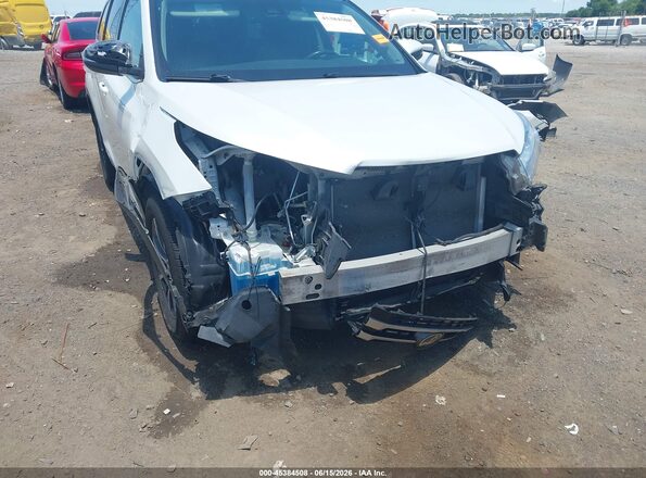 5TDKZRFH2JS536382 2018 TOYOTA HIGHLANDER White Front view