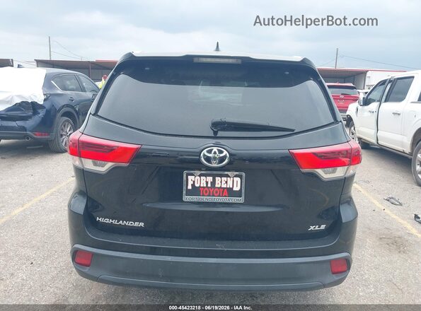 5TDKZRFH2JS537712 2018 TOYOTA HIGHLANDER Black 