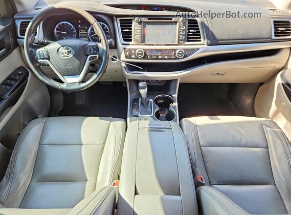 5TDKZRFH3HS514109 2017 TOYOTA HIGHLANDER Silver 